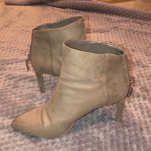 Express pointed toe sock booties